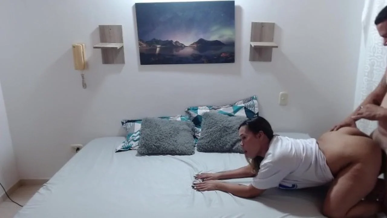 Sexy Es Follada Por Primera Vez De Perrito